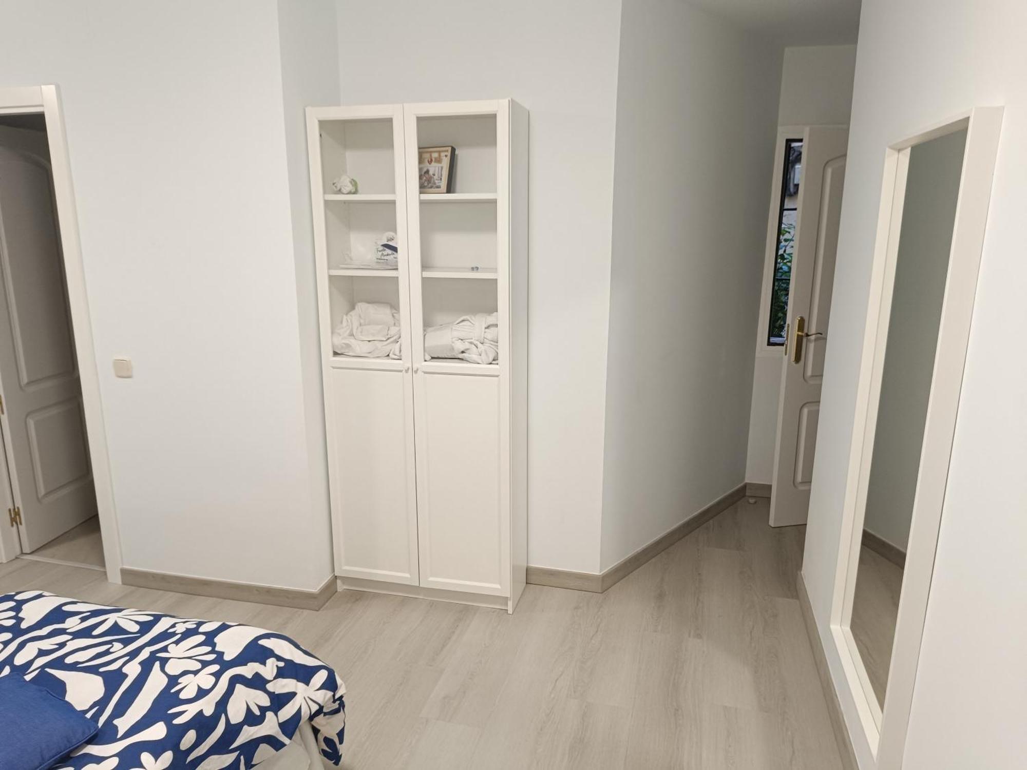 2-Centro Hab Compartida Masculina 8X Bed & Breakfast Madrid Bagian luar foto
